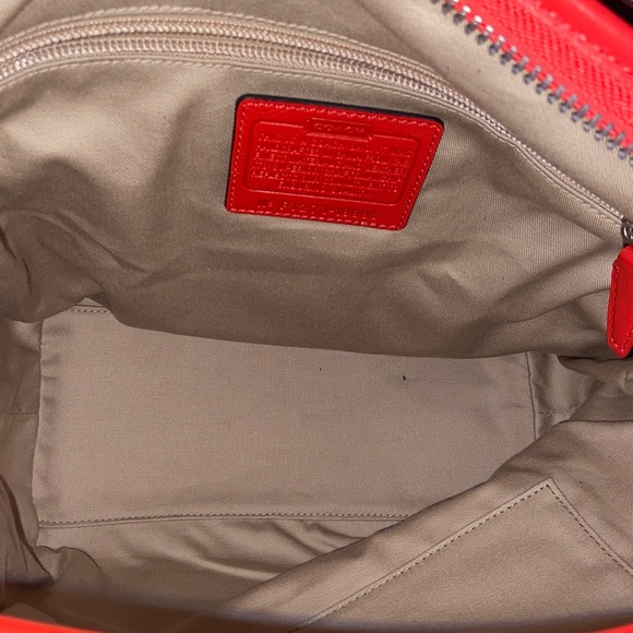 Coach Legacy Ocelot Duffle Sac NWT - Picture 8 of 10